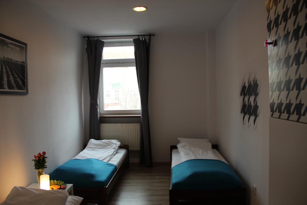 Baba Hostel Kaliszki 部屋 写真