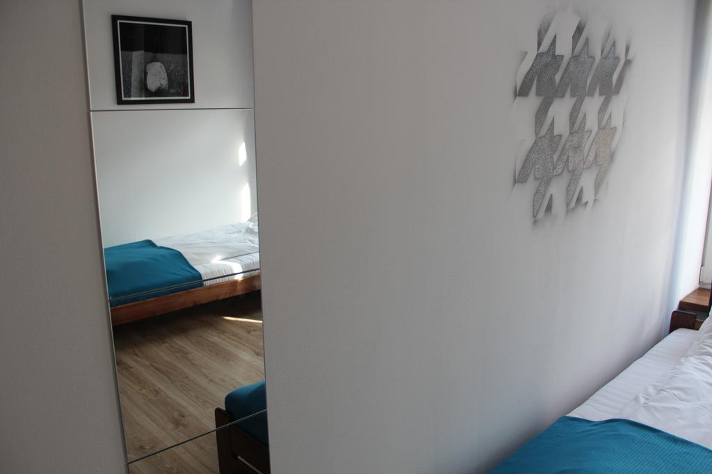 Baba Hostel Kaliszki エクステリア 写真