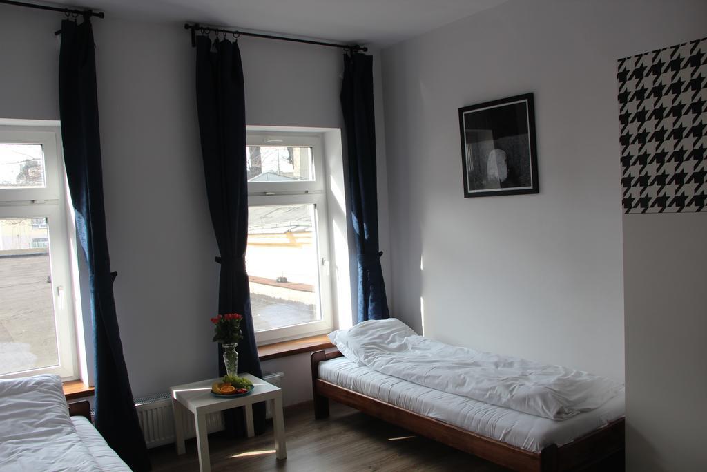 Baba Hostel Kaliszki 部屋 写真