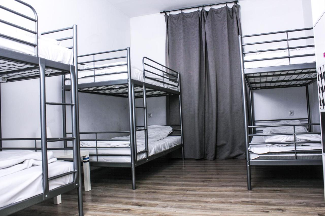 Baba Hostel Kaliszki エクステリア 写真
